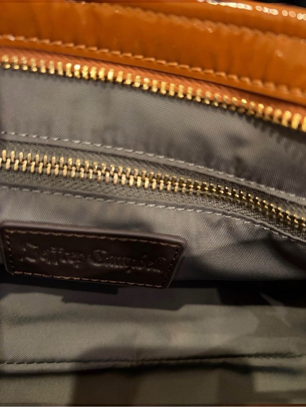Jeffrey Campbell Perky Shoulder Bag Tan Patent Leather Crossbody Satchel NWT - Picture 3 of 4
